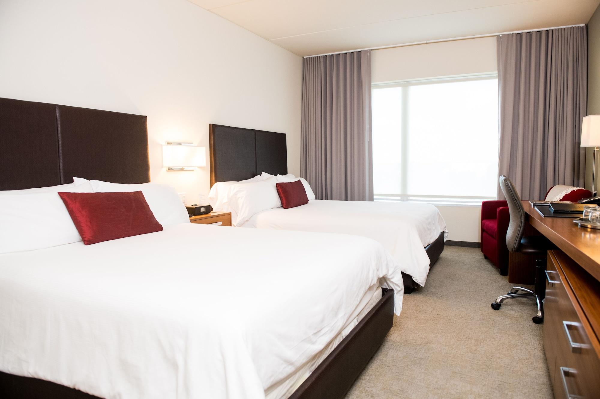 I Hotel And Illinois Conference Center - Champaign Bagian luar foto