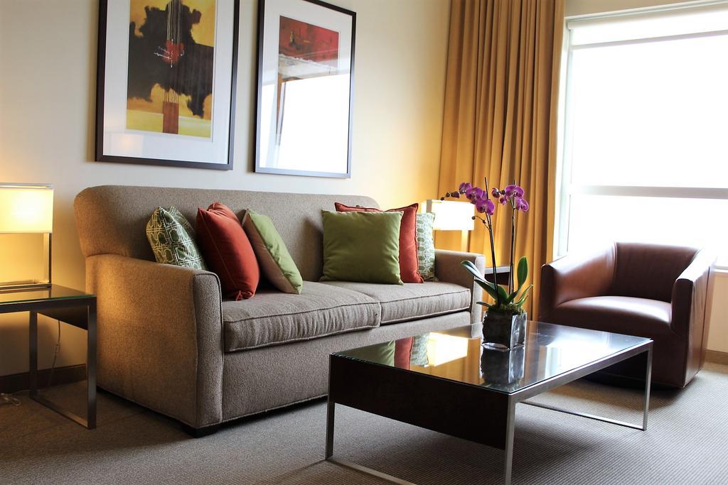I Hotel And Illinois Conference Center - Champaign Bagian luar foto